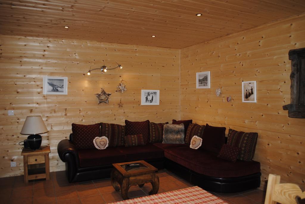 Ferienwohnung La Joubarde Lanslevillard Zimmer foto